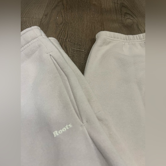 ROOTS Sweatpants - Picture 4 of 5